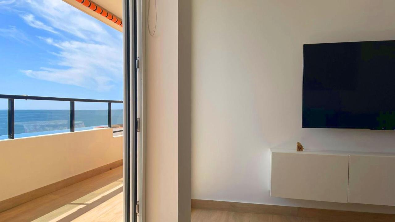 Beachfront -- New Luxury Apartment -- 1ª Linea Playa -- Fuengirola City Center -- Private Parking -- Panoramic Sea Views -- Exteriör bild