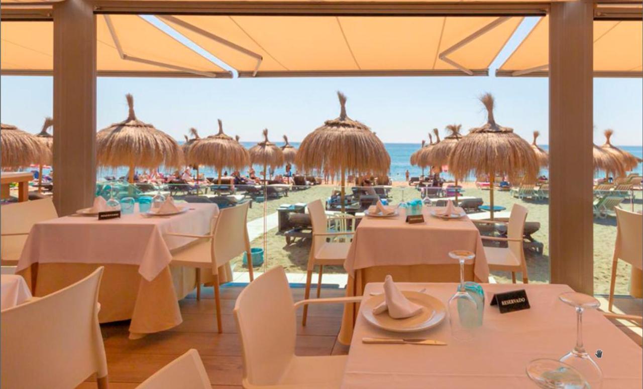 Beachfront -- New Luxury Apartment -- 1ª Linea Playa -- Fuengirola City Center -- Private Parking -- Panoramic Sea Views -- Exteriör bild