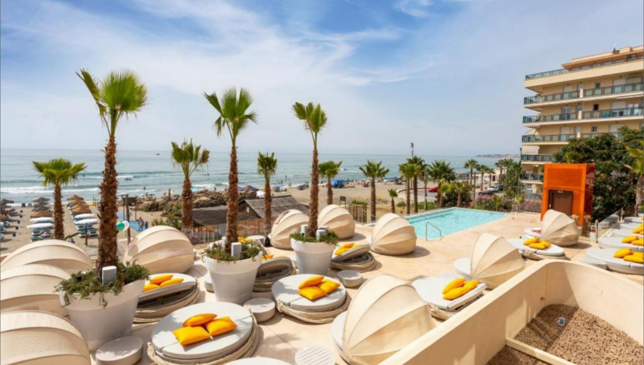 Beachfront -- New Luxury Apartment -- 1ª Linea Playa -- Fuengirola City Center -- Private Parking -- Panoramic Sea Views -- Exteriör bild