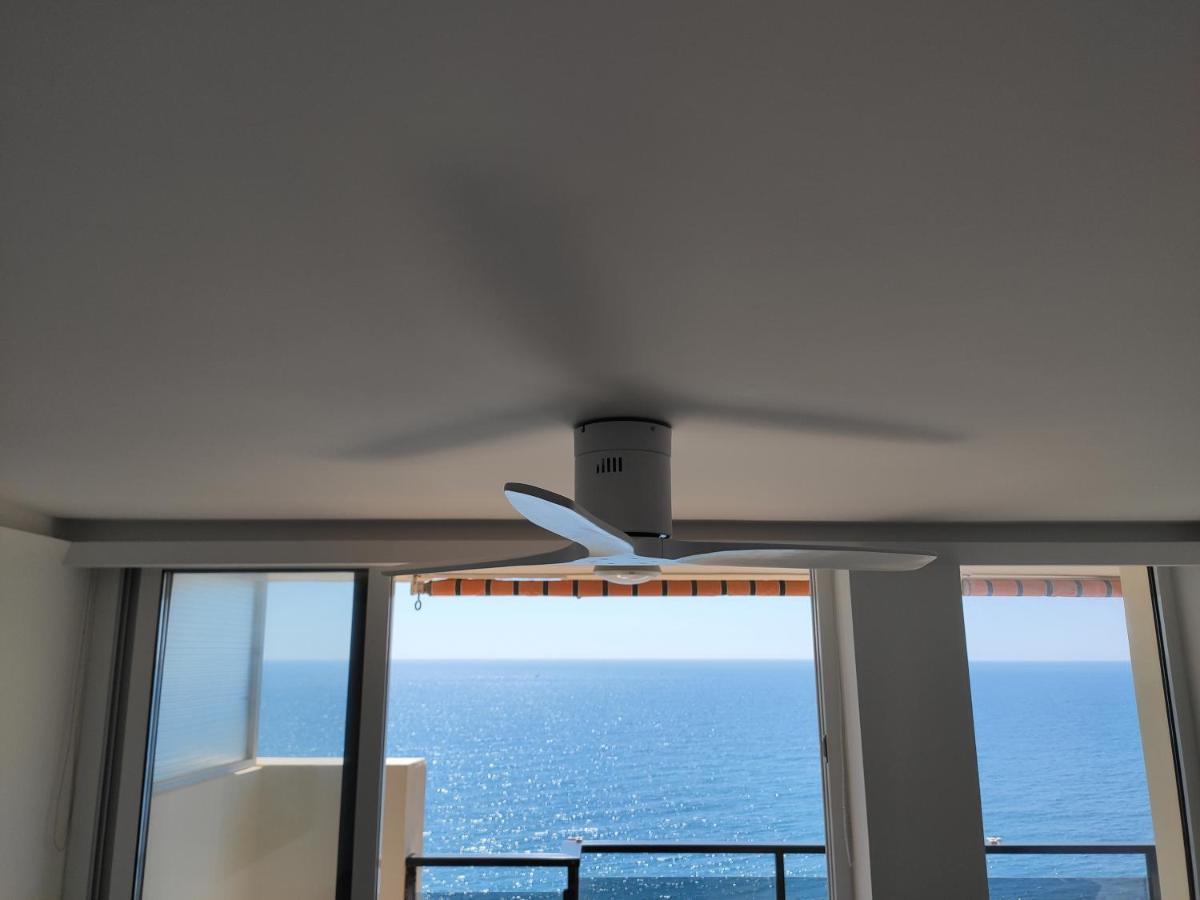 Beachfront -- New Luxury Apartment -- 1ª Linea Playa -- Fuengirola City Center -- Private Parking -- Panoramic Sea Views -- Exteriör bild